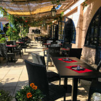 PLUVINEL RESTAURANT/ Terrasse