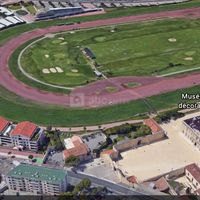 Vue sur le golf et l’hippodrome