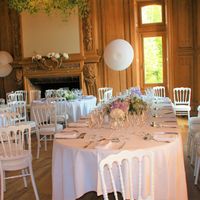 La table des mariés dans le salon Berry