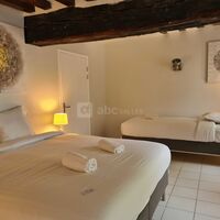 54 COUCHAGES PRINCIPALEMENT EN CHAMBRE DOUBLE