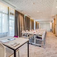 Salle de réunion : disposition en pavé
