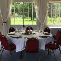Salle de réception sur jardin