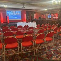 Réunion ou Conférence dans le Salon de l'Empereur