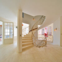 Escalier central