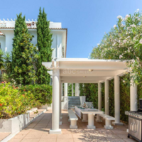 The Gatsby Mansion