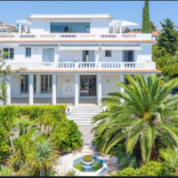 The Gatsby Mansion
