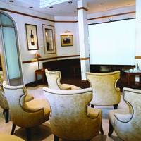 Royal Hôtel Paris Champs Élysées