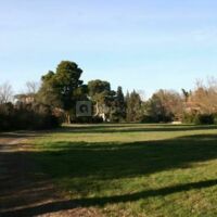 Parc avant du château - parking