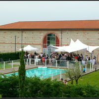 Terrasse couverte et piscine