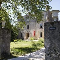 Chateau de fajac la saelve , hébergements possible : 35 personnes