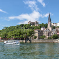 Les Bateaux Lyonnais