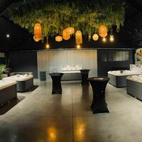 Le Hangar by Dartmoor Cottage - Showroom Spas du Cottage