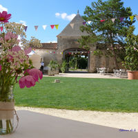 Bouquet champêtre et fanions pour un mariage à la campagne