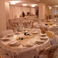 Décaration des tables en doré