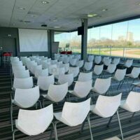 Salon des propriétaires en théatre