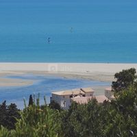 Notre établissement au bord de la mer