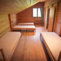 Les Chalets de l'Oust, étage chambre 1 en enfilade