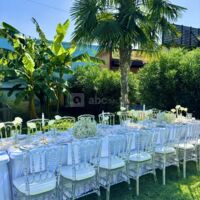 Banquet sous les palmiers