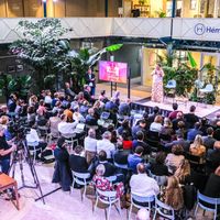 L'Atrium au format conférence avec 100 participants