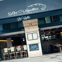 Les Voyelles