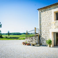 LA COUR DU DOMAINE