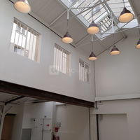 Showroom - Canal Saint Martin