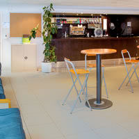 Bar 1er etage