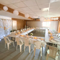 Table rectangulaire + chaises