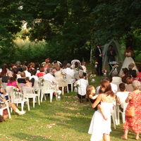 Mariage dans le parc