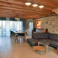 Pièce à vivre, batiment d'hébergement