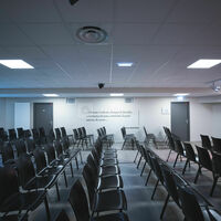 SALLE DENIS MUKWEGE - 130 m²