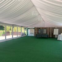 Chapiteau  de 120 m²