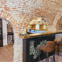 Cave Bar Atypique