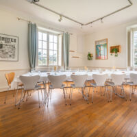 Manoir de Procé - Salon à l'étage - Configuration repas assis