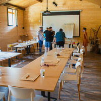 Salle Etang en pleine activité