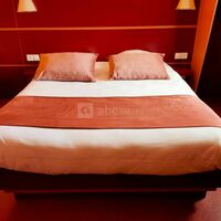 Chambre avec lit double