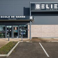 Plus de 150 place de Parking