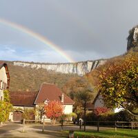 Vue du centre du village - Gite de 30 places à gauche
