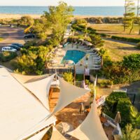 Piscine et plage