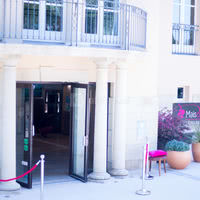 Entrée de la Maison des vins