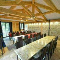 Kiosque en configuration banquet 40 couvert
