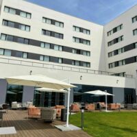 Terrasse - Holiday Inn Paris CDG Airport