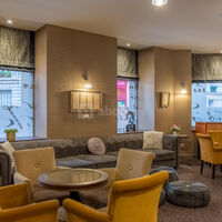 Lobby bar