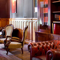 Le salon bibliothèque