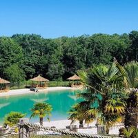 Village Tropical Sen Yan