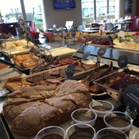 BUFFET DES FROMAGES ET DESSERTS