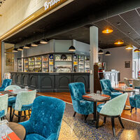 Terasse interieure vue sur le bar