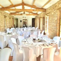 Salle du Château de Razengues