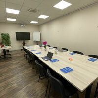 Salle de réunion format réunion