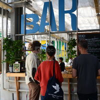 Devanture bar